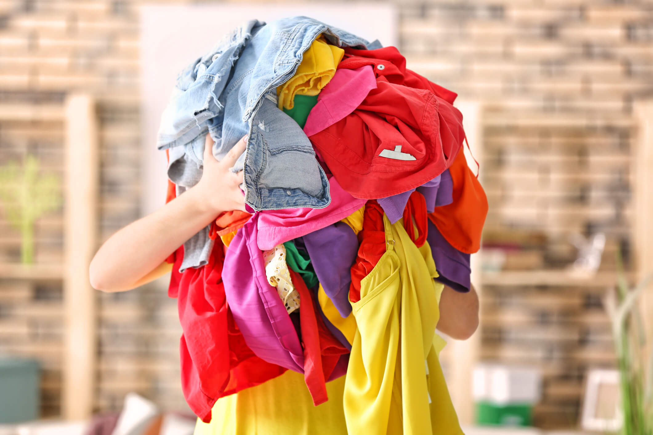 How To Get Sweat Smell Out of Clothes: The Ultimate Guide
