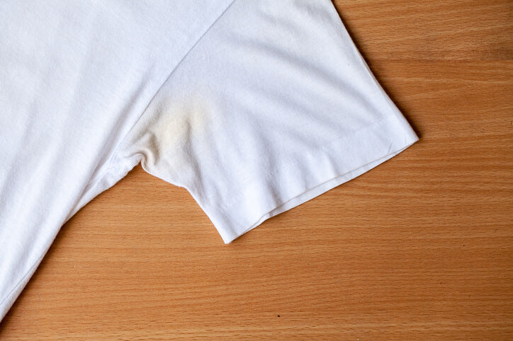 6 Proven Ways to Remove Yellow Stains From White Clothes
