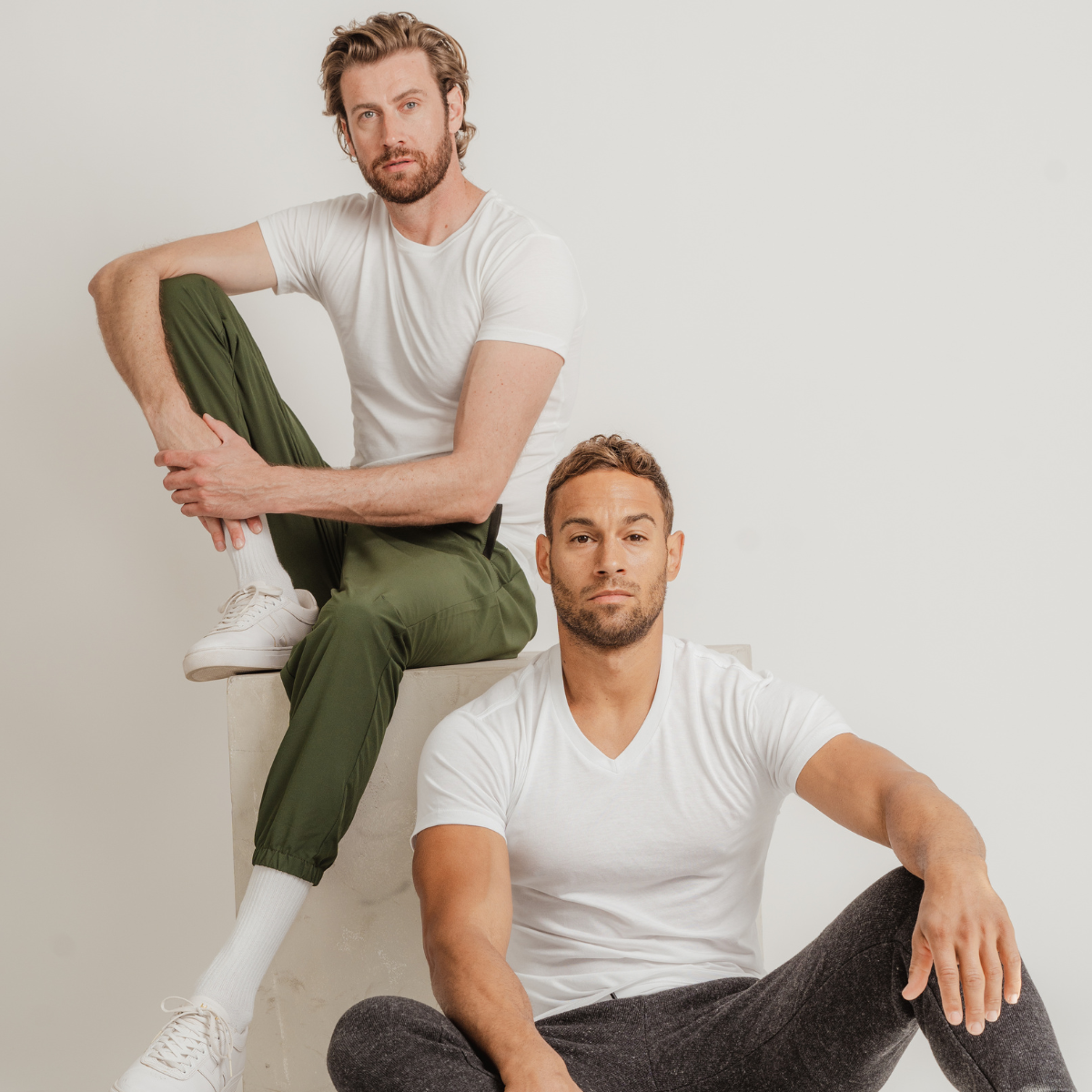 Men's Premium Anti Odor Undershirt V-neck - Pack of 4